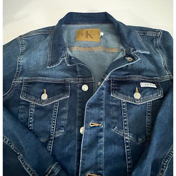 Calvin Klein Women's Jean Jacket w/ just the right amount of give  NWOT -Large - Picture 5 of 8